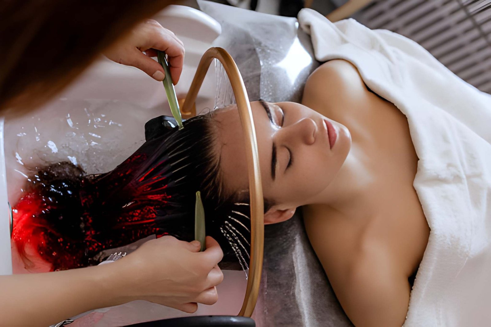 Facial and Scalp Spa